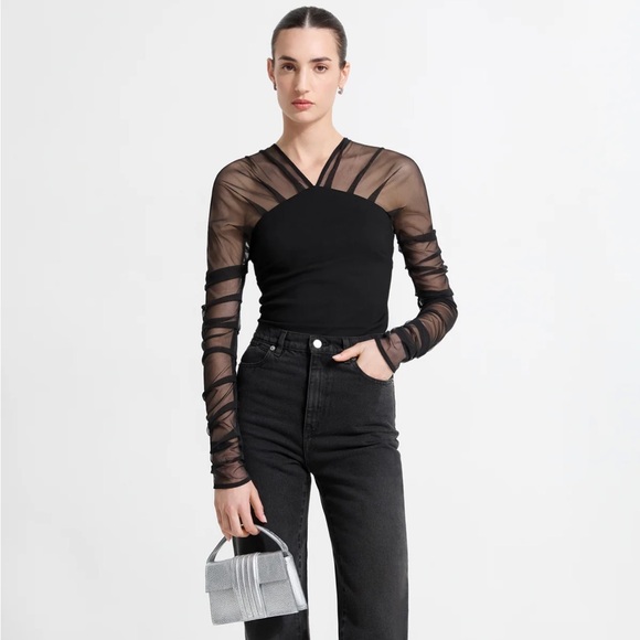 Chic Black Sheer Sleeve Blouse - Picture 3 of 6